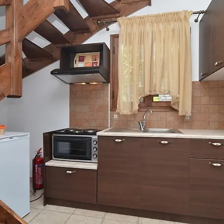 Апартаменты Arsinoi Stonehouses *