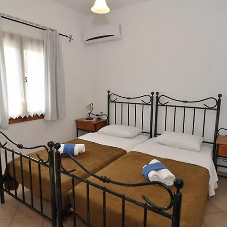 Arsinoi Stonehouses Apartment *