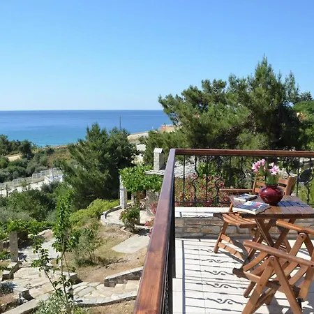 Daire Arsinoi Stonehouses Limenaria (Thasos)